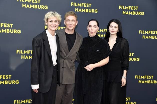 Luise Heyer, Matthias Schweighöfer, Verena Altenberger und Ruby O. Fee bei der Premiere Das Leben der Wünsche im Rahmen des Filmfest Hamburg in Hamburgam 28.09.2025