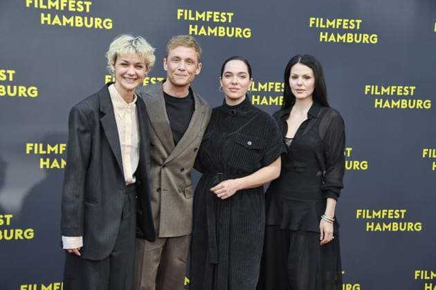 Luise Heyer, Matthias Schweighöfer, Verena Altenberger und Ruby O. Fee bei der Premiere Das Leben der Wünsche im Rahmen des Filmfest Hamburg in Hamburgam 28.09.2025