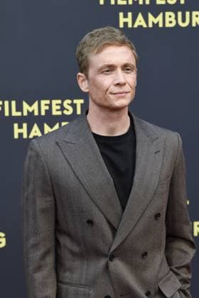 Matthias Schweighöfer bei der Premiere Das Leben der Wünsche im Rahmen des Filmfest Hamburg in Hamburgam 28.09.2025