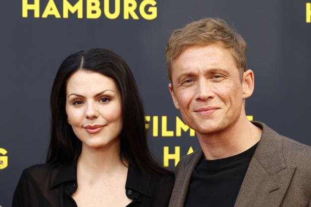 Ruby O. Fee und Matthias Schweighoefer bei der Das Leben der Wuensche Film Premiere am 28.09.2025 im Rahmen vom 33. Filmfest in Hamburg Matthias Schweighoefer & Ruby O. Fee - Das Leben der Wuensche feiert Premiere beim Filmfest in Hamburg
