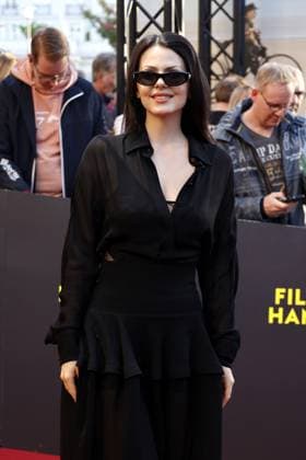 Ruby O. Fee bei der Das Leben der Wuensche Film Premiere am 28.09.2025 im Rahmen vom 33. Filmfest in Hamburg Matthias Schweighoefer & Ruby O. Fee - Das Leben der Wuensche feiert Premiere beim Filmfest in Hamburg