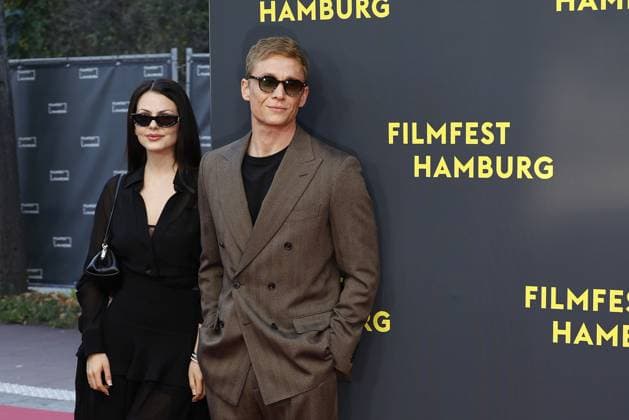 Ruby O. Fee und Matthias Schweighoefer bei der Das Leben der Wuensche Film Premiere am 28.09.2025 im Rahmen vom 33. Filmfest in Hamburg Matthias Schweighoefer & Ruby O. Fee - Das Leben der Wuensche feiert Premiere beim Filmfest in Hamburg
