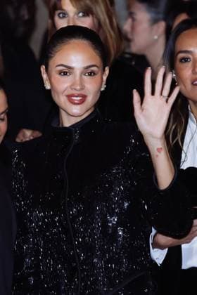 Milan, Milan Women s Fashion Week Spring Summer 2026 - Women s Fashion, Spring Summer 2026 - Giorgio Armani Fashion Show - Guest Arrivals. Pictured: Eiza González  Copyright: xAlessandroxBremecx xipa-agency.netx xx IPA_Agency_IPA65894547