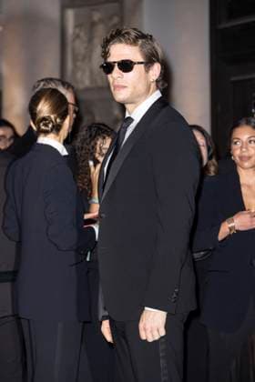 MFW Giorgio Armani arrivals MP James Norton arrives to Pinacoteca of Brera to attending the Giorgio Armani fashion show is held during Milan s Fashion Week Womenswear Spring Summer 2026, on September 28, 2025 in Milan (Italy). Photo by Marco Piovanotto Abacapress.com Milan Italy  Copyright: xPiovanottoxMarco ABACAx