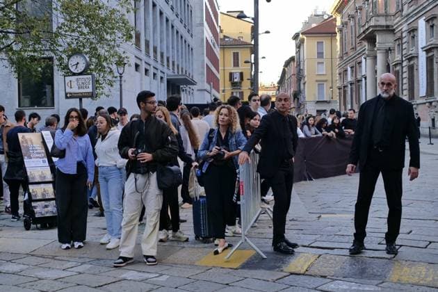 Brera District protesters gathered to protest Free Gaza before the Giorgio Armani fashion show at the entrance gate for the numerous VIP guests invited in a black van.  Copyright: xLucaxPontix xipa-agency.netx xLucaxPonti xIpaxagencyx IPA_Agency_IPA65897625