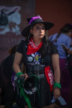 Women taking part during a demonstration in the main streets of the Queretaro for the Global Day of Action for Legal, Safe, and Accessible Abortion. on September 28, 2025 in Quertetaro, Mexico. Queretaro Mexico - ZUMAe321 20250928_zia_e321_020 Copyright: xJosexCarrerax
