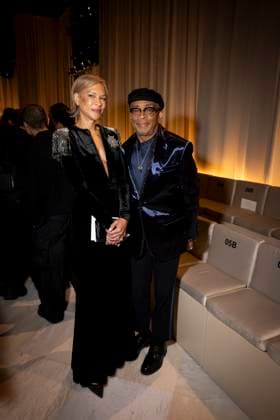 Milan Fashion Week - Women S S 2026 Giorgio Armani Fashion Show Front Row Pinacoteca di Brera - Milan, Italy Tonya Lee;Spike Lee Milan Fashion Week - Women S S 2026 Giorgio Armani Fashion Show Front Row Pinacoteca di Brera - Milan, Italy 28th September 2025  Copyright: xALFONSOxCATALANO SGPITALIAx