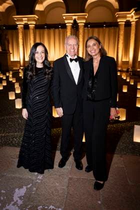 Milan Fashion Week - Women S S 2026 Giorgio Armani Fashion Show Front Row Pinacoteca di Brera - Milan, Italy Francesca De Stefano;Santo Versace;Stella Giannetti Milan Fashion Week - Women S S 2026 Giorgio Armani Fashion Show Front Row Pinacoteca di Brera - Milan, Italy 28th September 2025  Copyright: xALFONSOxCATALANO SGPITALIAx