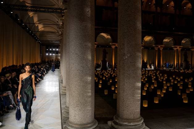 Milan Fashion Week - Women S S 2026 Giorgio Armani Fashion Show Vibes Pinacoteca di Brera - Milan, Italy Milan Fashion Week - Women S S 2026 Giorgio Armani Fashion Show Vibes Pinacoteca di Brera - Milan, Italy 28th September 2025  Copyright: xALFONSOxCATALANO SGPITALIAx