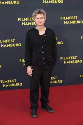 Filmfest Hamburg - Premiere Das Leben der Wünsche Tom Böttcher, Premiere des Films Das Leben der Wünsche auf dem Filmfest Hamburg vor dem Cinemaxx Dammtor, Hamburg, 28.09.2025 Copyright: xEventpressxBecherx