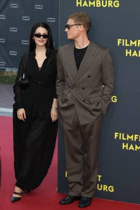 Filmfest Hamburg - Premiere Das Leben der Wünsche Matthias Schweighöfer, Ruby O. Fee, Premiere des Films Das Leben der Wünsche auf dem Filmfest Hamburg vor dem Cinemaxx Dammtor, Hamburg, 28.09.2025 Copyright: xEventpressxBecherx