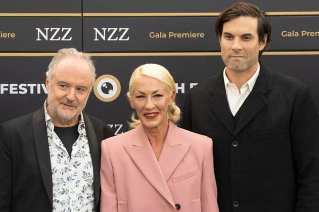 Stefan Haupt, Anne Walser und Maximilian Simonischek bei der Premiere des Kinofilms Stiller auf dem 21. Zurich Film Festival 2025 im Kongresssaal. Zürich, 28.09.2025