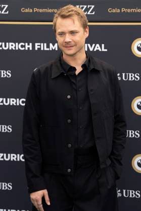 Sven Schelker bei der Premiere des Kinofilms Stiller auf dem 21. Zurich Film Festival 2025 im Kongresssaal. Zürich, 28.09.2025