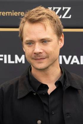 Sven Schelker bei der Premiere des Kinofilms Stiller auf dem 21. Zurich Film Festival 2025 im Kongresssaal. Zürich, 28.09.2025