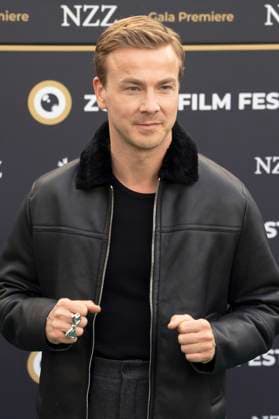 Albrecht Schuch bei der Premiere des Kinofilms Stiller auf dem 21. Zurich Film Festival 2025 im Kongresssaal. Zürich, 28.09.2025
