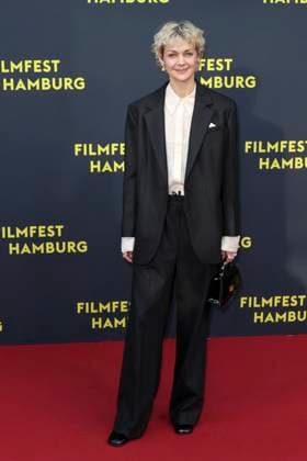abb Luise Heyer Schauspielerin zu Gast auf dem Roten Teppich bei der Kino Film Premiere Das Leben der Wünsche Wuensche auf dem Filmfest Hamburg im Cinemaxx Kino am Dammtor am 28.09.2025 in Hamburg Hamburg Deutschland