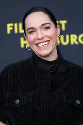 abb Verena Altenberger zu Gast auf dem Roten Teppich bei der Kino Film Premiere Das Leben der Wünsche Wuensche auf dem Filmfest Hamburg im Cinemaxx Kino am Dammtor am 28.09.2025 in Hamburg Hamburg Deutschland