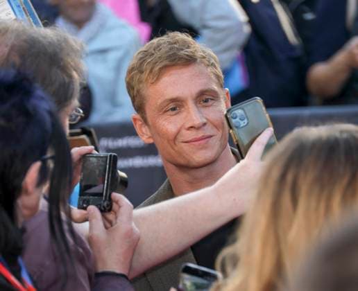 abb Matthias Schweighöfer Schweighoefer Schauspieler zu Gast auf dem Roten Teppich bei der Kino Film Premiere Das Leben der Wünsche Wuensche auf dem Filmfest Hamburg im Cinemaxx Kino am Dammtor am 28.09.2025 in Hamburg Hamburg Deutschland