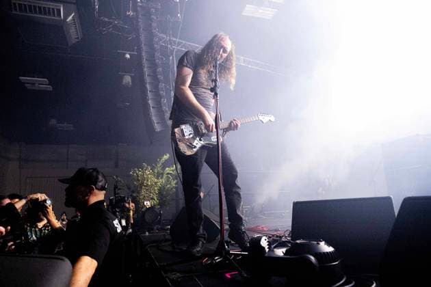 September 28, 2025: Oliver Ackermann of A place to Bury Strangers performing at the Levitation Music Festival, Palmer Events Center. Austin, Texas. CSM Austin United States of America - ZUMAc04_ 20250928_faf_c04_095 Copyright: xMarioxCantux Austin United States of America - ZUMA1067 20250928_faf_c04_095 Copyright: xIMAGO MarioxCantux