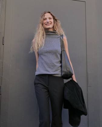Some models who walked the catwalks at Milan Fashion Week give themselves to photographers backstage.  Copyright: xLucaxPontix xipa-agency.netx xLucaPonti IpaAgencyx IPA_Agency_IPA65916728