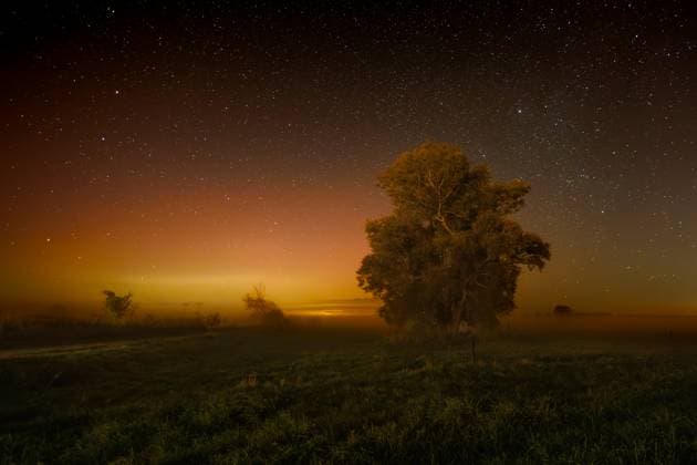 29.09.2025 - Am Abend und in der Nacht zum 30.09.2025 erschienen für eine längere Zeit Richtung Norden Polarlichter am Himmel die teilweise mit dem bloßen Auge sichtbar waren Pasewalk Mecklenburg-Vorpommern Deutschland *** 29 09 2025 In the evening and during the night of 30 09 2025, auroras appeared in the sky for a long time in a northerly direction, some of which were visible to the naked eye Pasewalk Mecklenburg-Vorpommern Germany