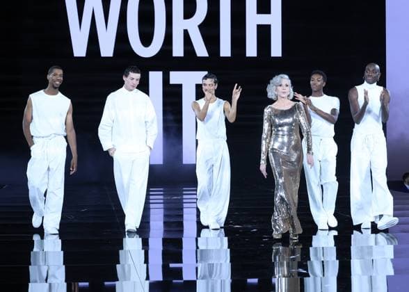 Jane Fonda at LOREAL Fashion show ready to wear collection Spring Summer 2026 during Paris Fashion Week PFW , September 29, 2025 Denis Guignebourg Bestimage Celebrities at LOREAL Fashion show ready to wear collection Spring Summer 2026 during Paris Fashion Week on 26 September, 2025 Paris France  Copyright: xDenisxGuignebourgx xBestimagexDenisxGuignebourgx xBestimagex