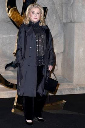 Catherine Deneuve - Photocall of the Saint Laurent Fashion Show, Spring Summer 2026 Collection as part of Paris Fashion Week, France, September 29, 2025 Olivier Borde Bestimage Photocall of the Saint Laurent Fashion Show, Spring Summer 2026 Collection as part of Paris Fashion Week, France, September, 2025 Paris France  Copyright: xOLIVIERxBORDEx xBESTIMAGExOLIVIERxBORDEx xBESTIMAGEx