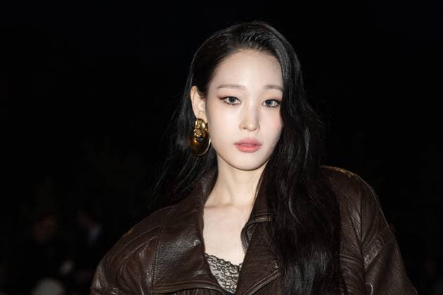 PFW Saint Laurent Front Row Annie attending the Saint Laurent Womenswear Spring Summer 2026 show as part of Paris Fashion Week in Paris, France on September 29, 2025. Photo by Aurore Marechal ABACAPRESS.COM Paris France  Copyright: xMarechalxAurore ABACAx