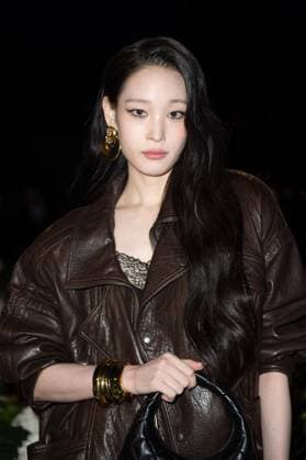 PFW Saint Laurent Front Row Annie attending the Saint Laurent Womenswear Spring Summer 2026 show as part of Paris Fashion Week in Paris, France on September 29, 2025. Photo by Aurore Marechal ABACAPRESS.COM Paris France  Copyright: xMarechalxAurore ABACAx