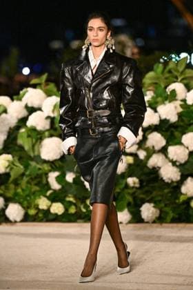 PFW Saint Laurent Runway A model walks the runway during the Saint Laurent Womenswear Spring Summer 2026 show as part of Paris Fashion Week in Paris, France on September 29, 2025. Photo by Aurore Marechal ABACAPRESS.COM Paris France  Copyright: xMarechalxAurore ABACAx