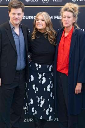 Benjamin Herrmann, Anke Engelke und Neele Leana Vollmar bei der Premiere des Kinofilms Dann passiert das Leben auf dem 21. Zurich Film Festival 2025 im Kongresssaal. Zürich, 29.09.2025