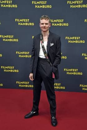 Johannes Hegemann bei der Premiere OLIVIA im Rahmen des Filmfest Hamburg in Hamburg am 29.09.2025