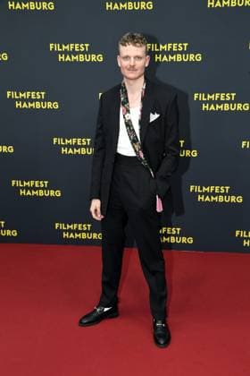 Johannes Hegemann bei der Premiere OLIVIA im Rahmen des Filmfest Hamburg in Hamburg am 29.09.2025