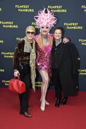 Julian F.M. Stoeckel, Olivia Jones und Guido Maria Kretschmer bei der Premiere OLIVIA im Rahmen des Filmfest Hamburg in Hamburg am 29.09.2025