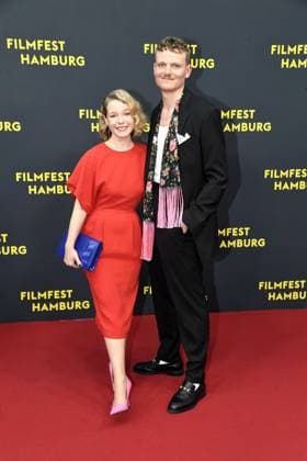 Angelina Häntsch und Johannes Hegemann bei der Premiere OLIVIA im Rahmen des Filmfest Hamburg in Hamburg am 29.09.2025