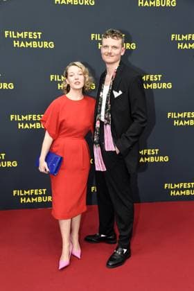 Angelina Häntsch und Johannes Hegemann bei der Premiere OLIVIA im Rahmen des Filmfest Hamburg in Hamburg am 29.09.2025