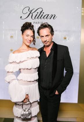 Jessica De Oliveira , Kilian Hennessy à la soirée Kilian Paris au Plaza Athénée en marge de la fashion week Collection Femme Prêt à Porter Printemps Eté 2026 à Paris PFW le 29 septembre 2025 Sam Delpechage Bestimage Celebs attend the Kilian Paris Angels Share Launch Party as part of Paris Fashion Week on September 29, 2025 in Paris Paris France  Copyright: xSamxDelpechx xBestimagexSamxDelpechx xBestimagex