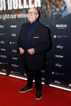 Reiner Calmund bei der Premiere des Sky Dokumentarfilms Rudi Völler - Es gibt nur einen im Gibson Club. Frankfurt am Main, 29.09.2025