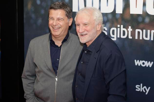 Christian Seifert und Rudi Völler bei der Premiere des Sky Dokumentarfilms Rudi Völler - Es gibt nur einen im Gibson Club. Frankfurt am Main, 29.09.2025