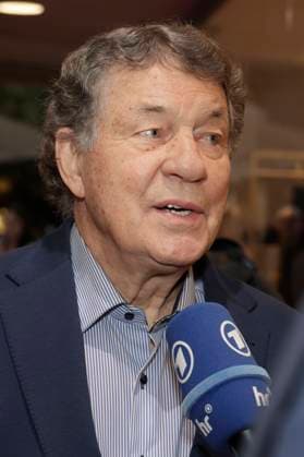 Otto Rehhagel bei der Premiere des Sky Dokumentarfilms Rudi Völler - Es gibt nur einen im Gibson Club. Frankfurt am Main, 29.09.2025
