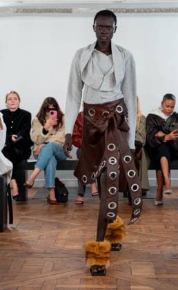 PARIS FASHION WEEK WOMENSWEAR SPRINT SUMMER 26 FIDAN NOVRUZOVA sylvie lefort photography MAXPPP 29 09 2025 @sylvie Lefort Photography MAXPPP 29 09 25 Models present creations from the SPRINT SUMMER 2025 2026 Womenswear collection by FIDAN NOVRUZOVA during the Paris Fashion Week, in Paris, France 29th September 2025 The presentation of the Womens collections from september 29th to october 7th 25  Copyright: xMAXPPPxsylviexlefortxphotographyx LFR202509309874 LFR202509309874