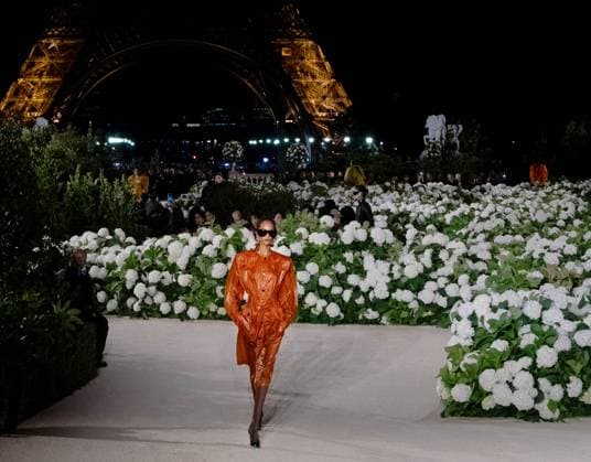 Paris fashion week Womenwear sprint summmer SAINT LAURENT sylvie lefort photography MAXPPP 29 09 2025 @sylvie Lefort Photography MAXPPP 29 09 25 Models present creations from the SPRINT SUMMER 2025 2026 Womenswear collection by SAINT LAURENT during the Paris Fashion Week, in Paris, France 29th September 2025 The presentation of the Womens collections from september 29th to october 7th 25  Copyright: xMAXPPPxsylviexlefortxphotographyx LFR202509309923 LFR202509309923