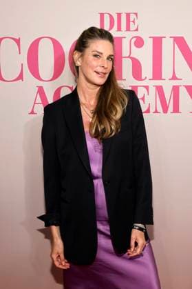 Schauspielerin Claudelle Deckert bei der Premiere der neuen Daily-Serie Die Cooking Academy im Turistarama. Köln, 29.09.2025 NRW Deutschland Copyright: xChristophxHardtx