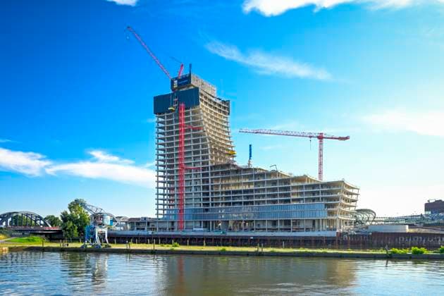 Baustelle am Elbtower in der Hafencity von Hamburg, Deutschland