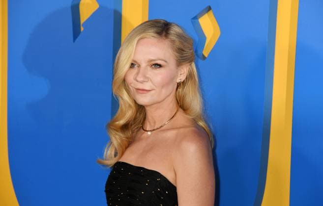 Los Angeles Premiere Of Paramount Pictures Roofman LOS ANGELES, CALIFORNIA - SEPTEMBER 29: Kirsten Dunst attends the Los Angeles Premiere of Paramount Pictures Roofman at Paramount Theatre on September 29, 2025 in Los Angeles, California., Credit:Jeffrey Mayer Avalon United States, CA, Los Angeles, Paramount Theater at Paramount S  Copyright: xJeffreyxMayerx xAvalonx 1041905365