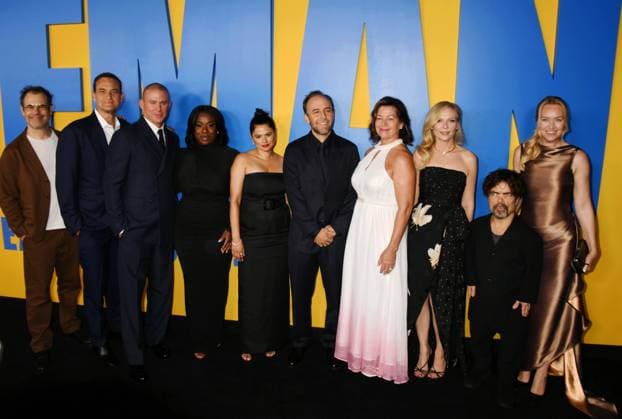 Los Angeles Premiere Of Paramount Pictures Roofman LOS ANGELES, CALIFORNIA - SEPTEMBER 29: (L-R) Peter Dinklage, Melonie Diaz, Uzo Aduba, Alissa Marie Pearson, Channing Tatum, Esmà McSherry, Kirsten Dunst, Derek Cianfrance and Kirt Gunn attend the Los Angeles Premiere of Paramount Pictures Roofman at Paramount Theatre on September 29, 2025 in Los Angeles, California., Credit:Jeffrey Mayer Avalon United States, CA, Los Angeles, Paramount Theater at Paramount S Copyright: xJeffreyxMayerx xAvalonx 1041905678