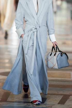 PFW - Louis Vuitton Runway A model presents a creation by Louis Vuitton for the Women Ready-to-wear Spring-Summer 2026 collection as part of the Paris Fashion Week, in Paris on September 30, 2025.Photo by Eliot Blondet ABACAPRESS.COM Paris France France  Copyright: xBlondetxEliot ABACAx