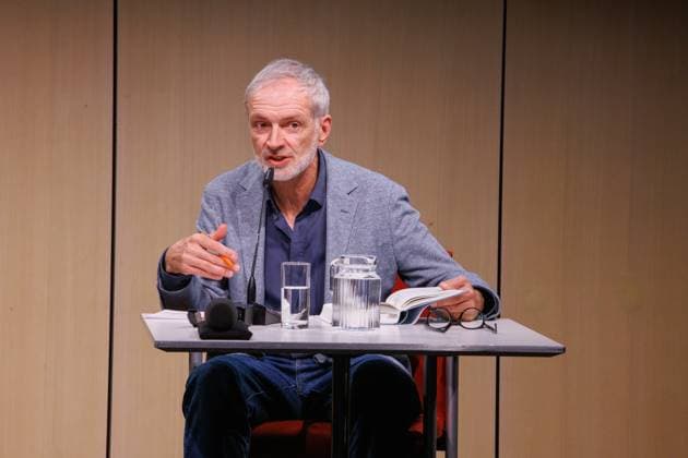 r Akademie der Künste Berlin Michael Krüger Unter Dichtern Buchpremiere, Lesung und Gespräch in der Akademie der Künste Berlin foto: gezett 30.09.30
