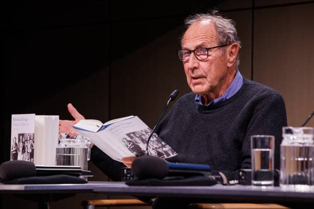 r Akademie der Künste Berlin Michael Krüger Unter Dichtern Buchpremiere, Lesung und Gespräch in der Akademie der Künste Berlin foto: gezett 30.09.30