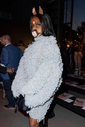 Horse Girl - Front Raw of the Stella McCartney Fashion Show, Spring Summer 2026 Collection as part of Paris Fashion Week, France, September 30th, 2025 Olivier Borde Bestimage Front Row of the Stella McCartney Fashion Show, Spring Summer 2026 Collection as part of Paris Fashion Week, France, September 30th, 2025 Paris France  Copyright: xOLIVIERxBORDEx xBESTIMAGExOLIVIERxBORDEx xBESTIMAGEx